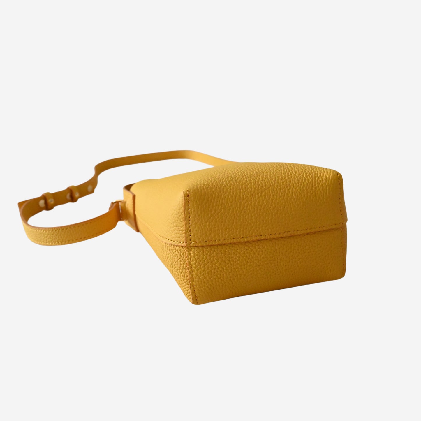 PERINGER Mini Dhuta Shoulder