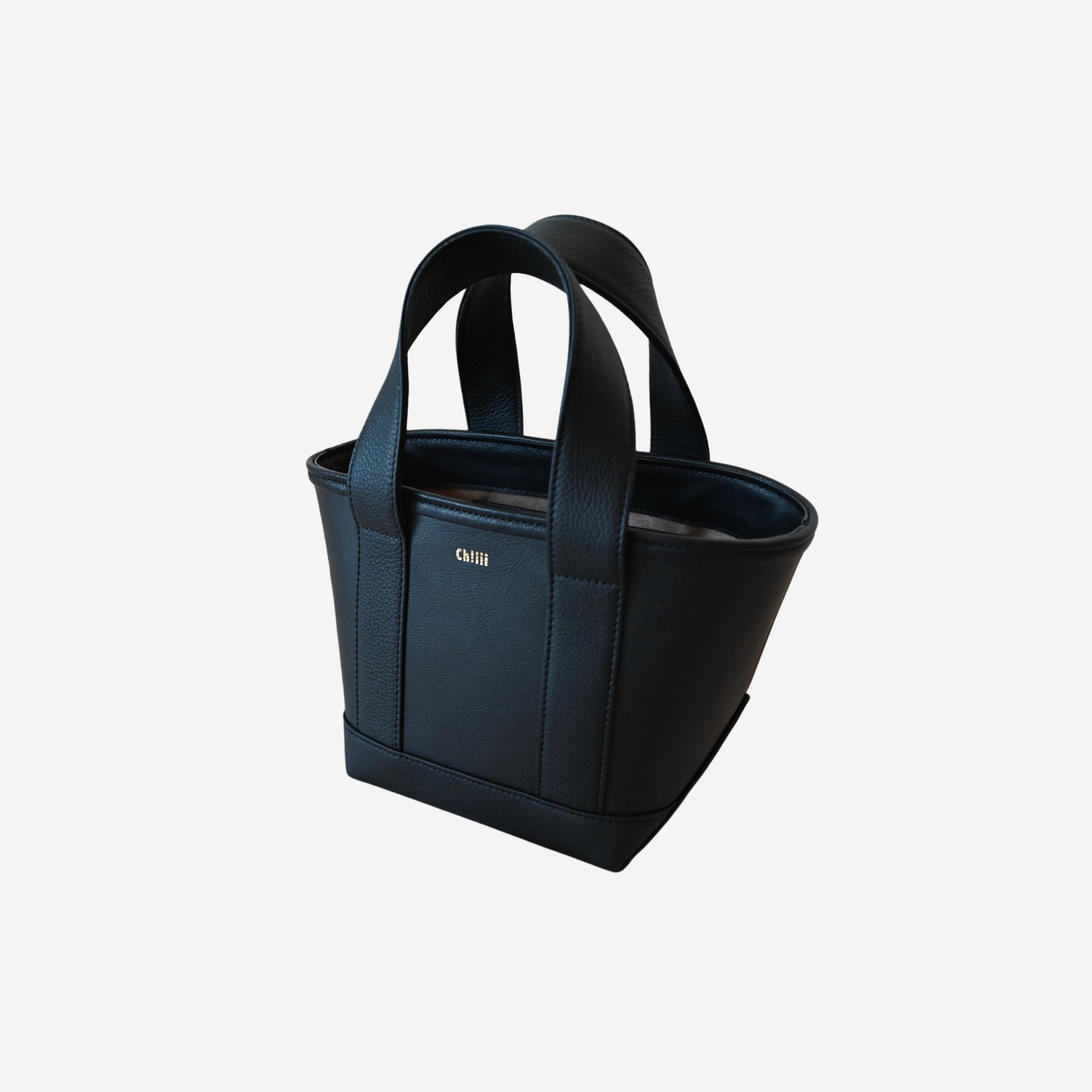 ch!iiibag チーバッグ Micro Tote ブラック　ソフトレザー ch!iiibag チーバッグ Micro Tote ブラック ソフトレザー - メルカリ