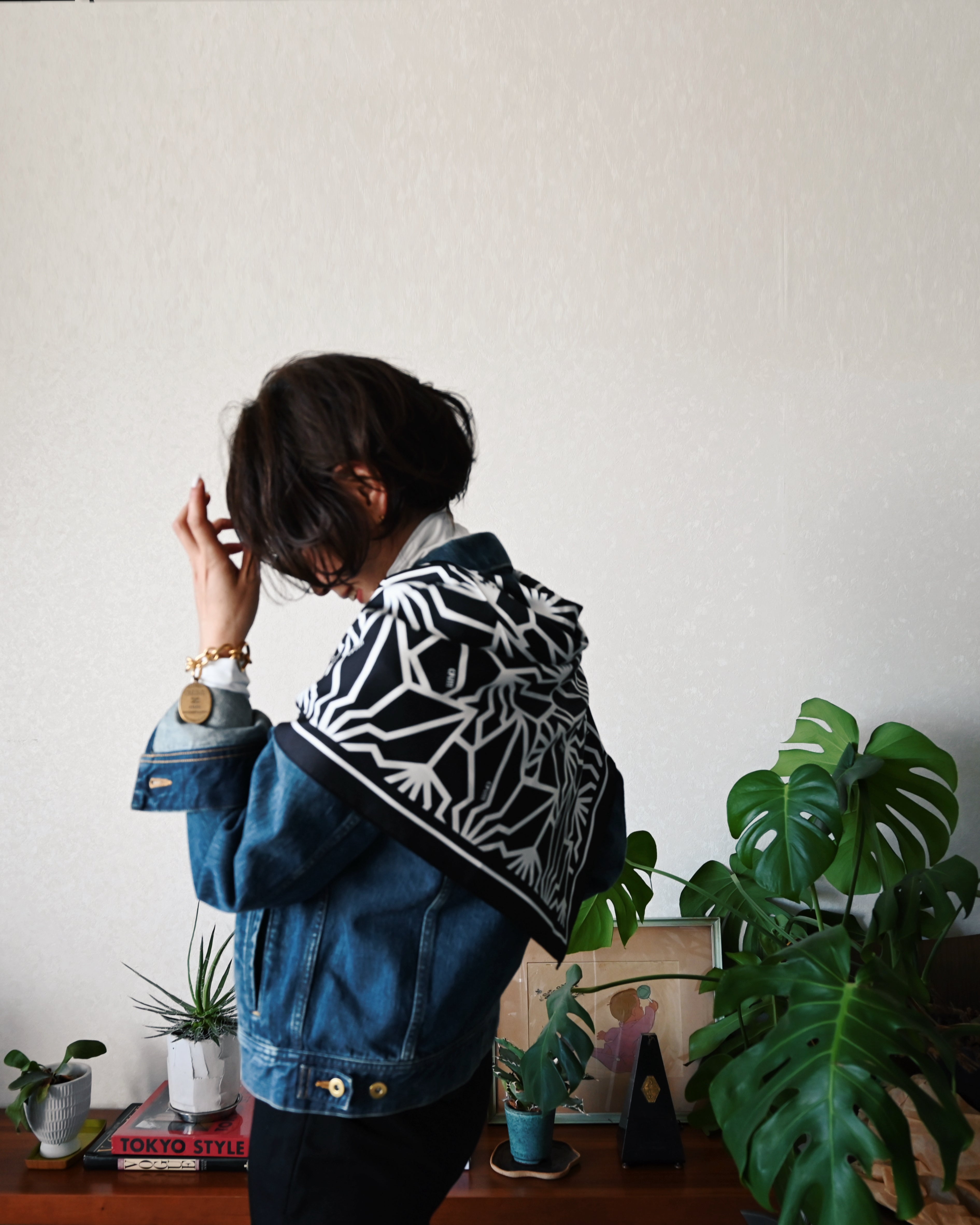 BAKIBAKI × ch!iii silk scarf