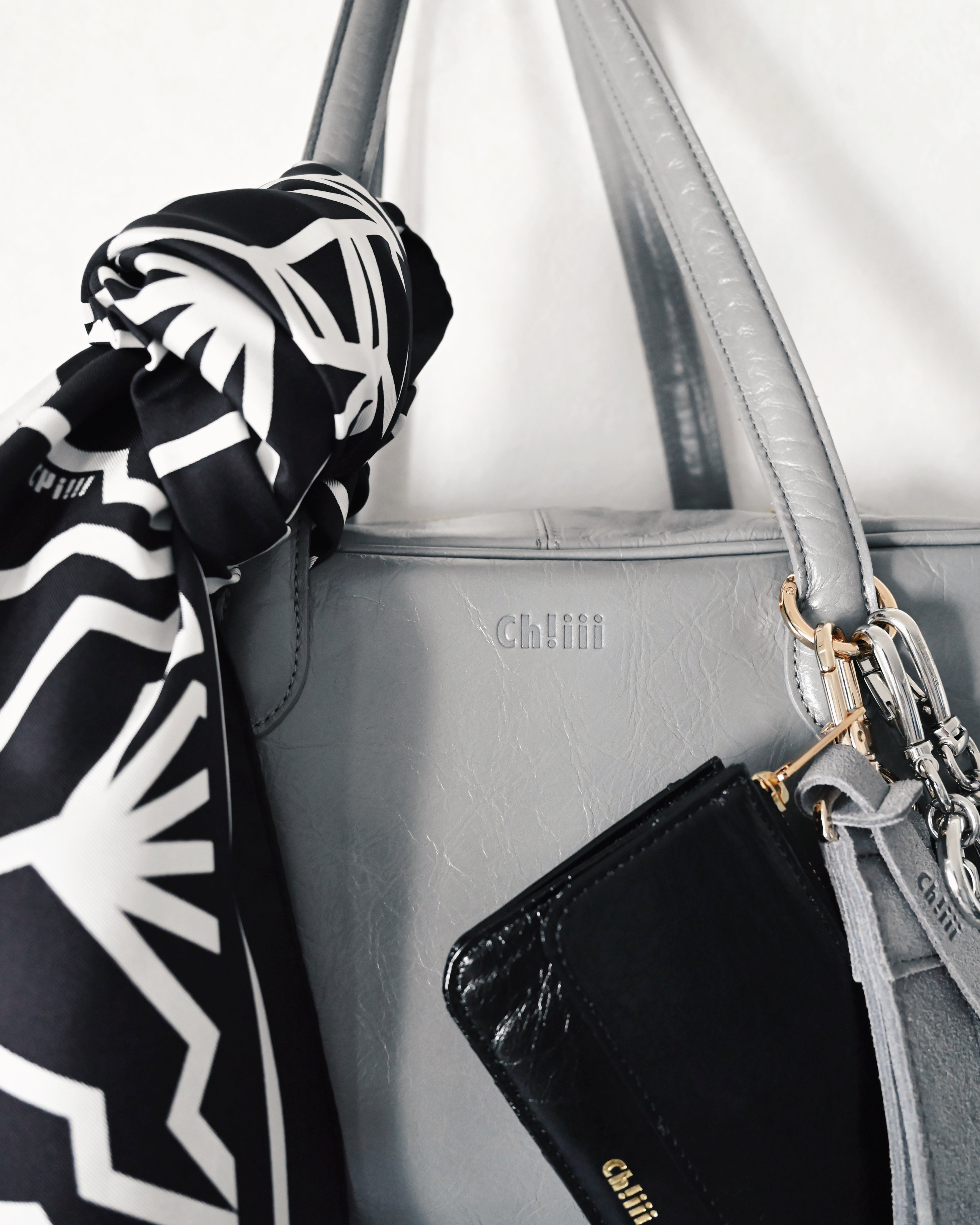 BAKIBAKI × ch!iii silk scarf