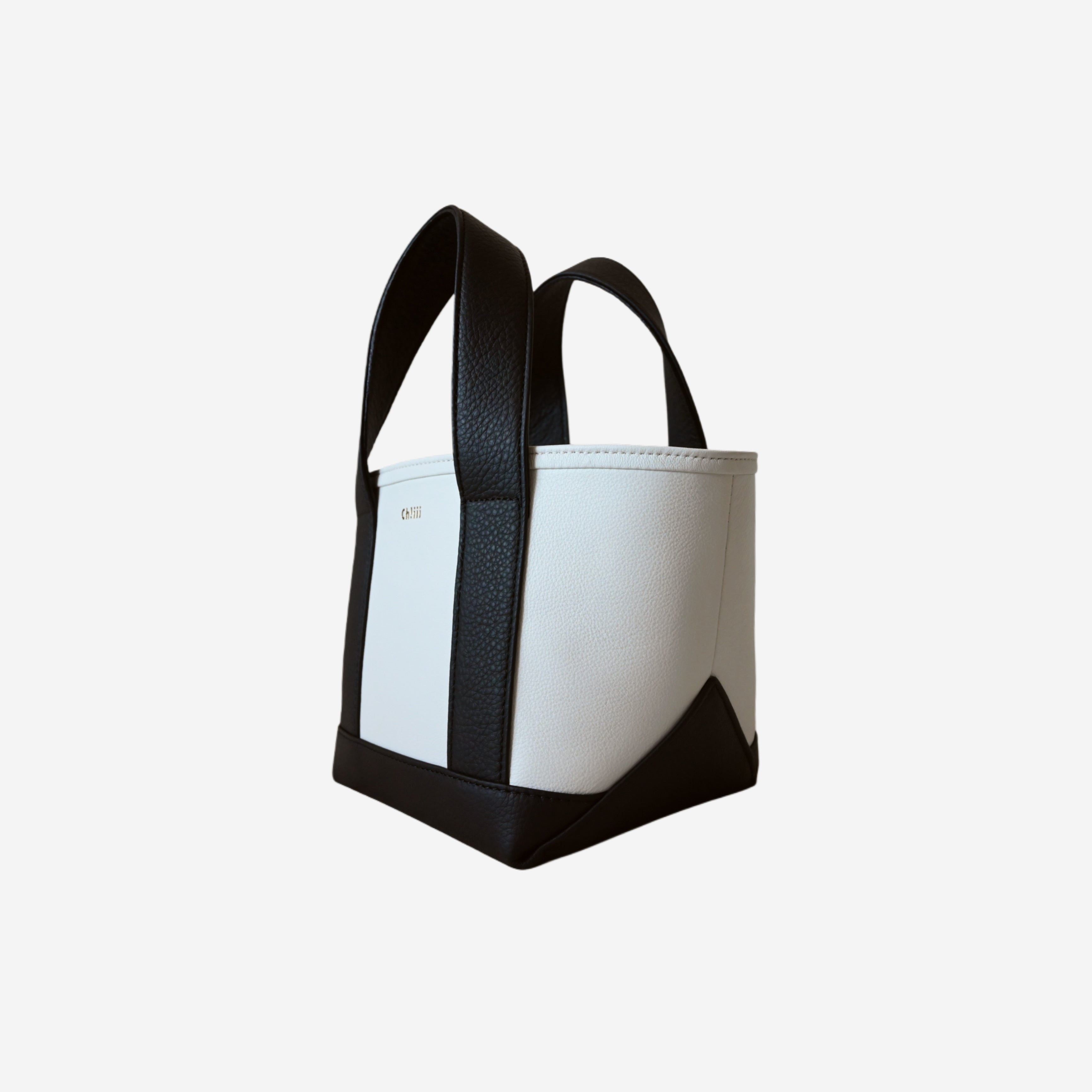 NEW ARRIVALS – ch!iii