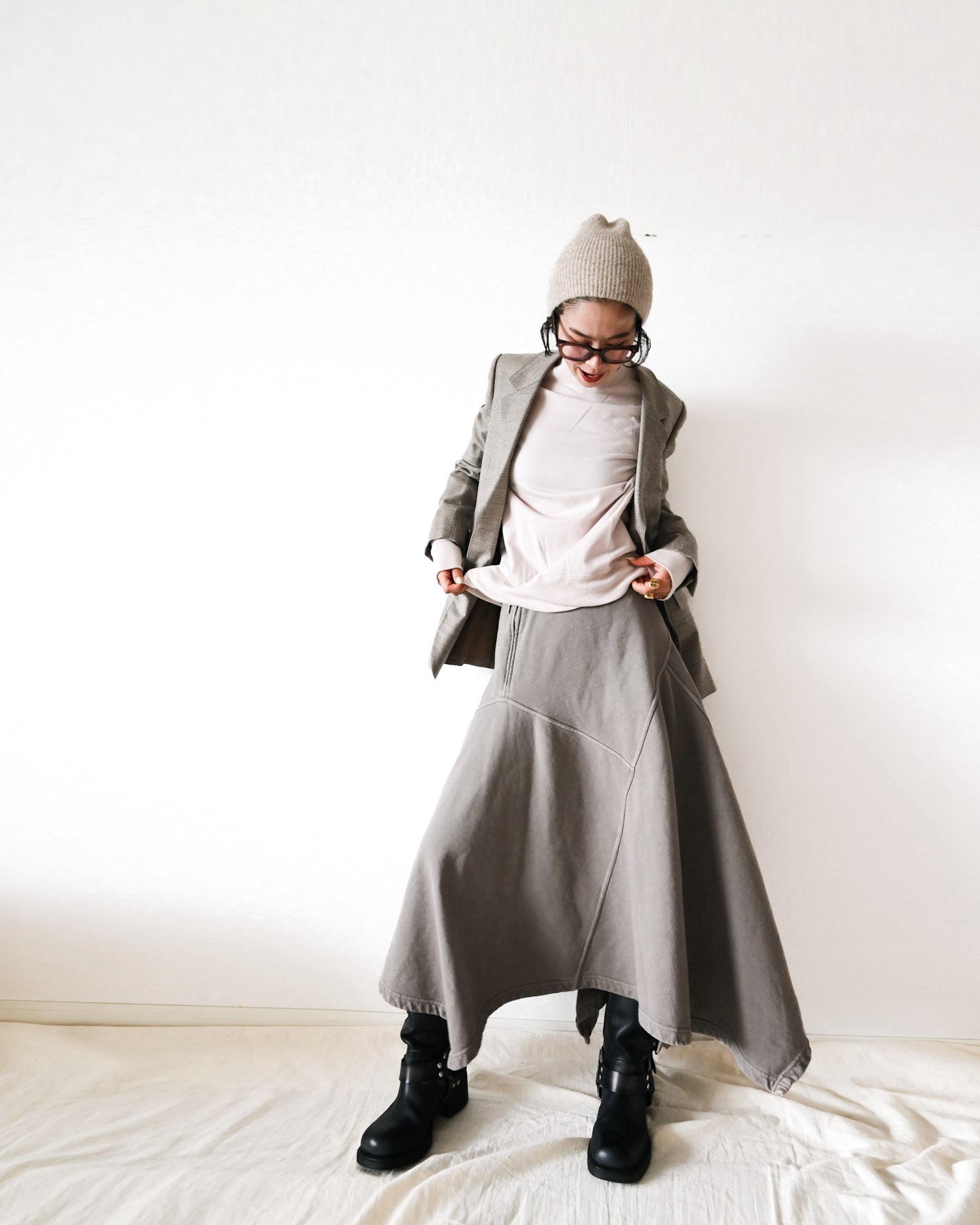 Sweat Asymmetry Skirt