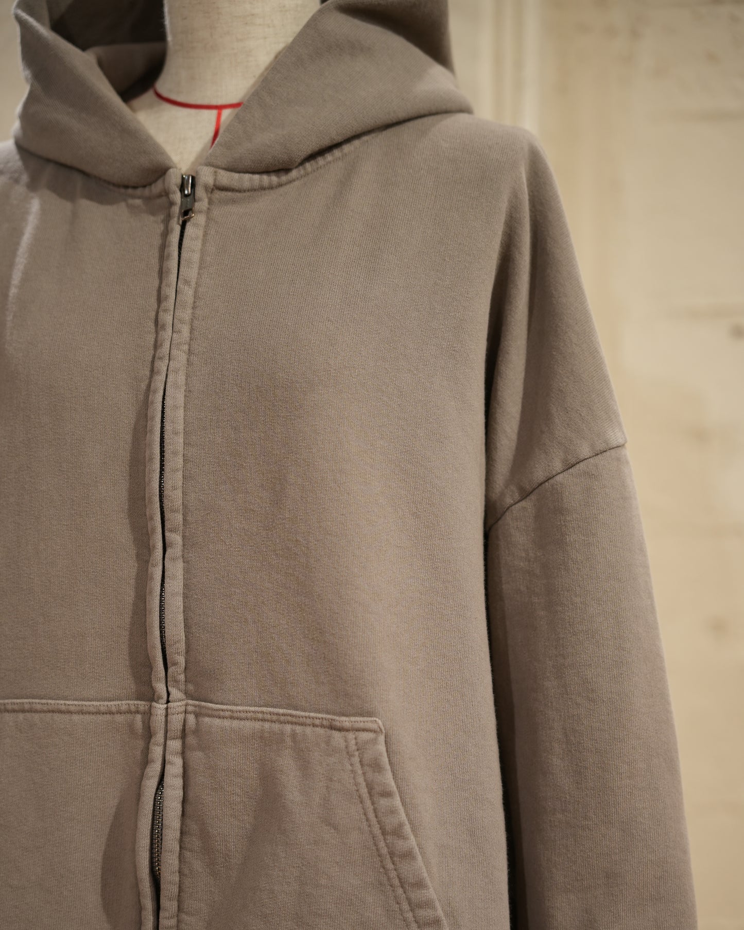 Back print Zip Foodie