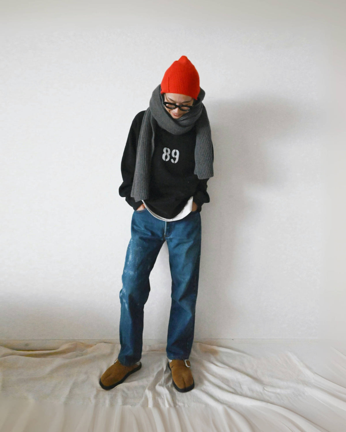 89 Raglan Sweat