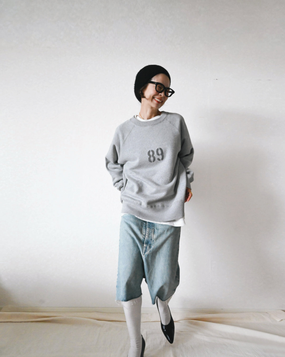 89 Raglan Sweat