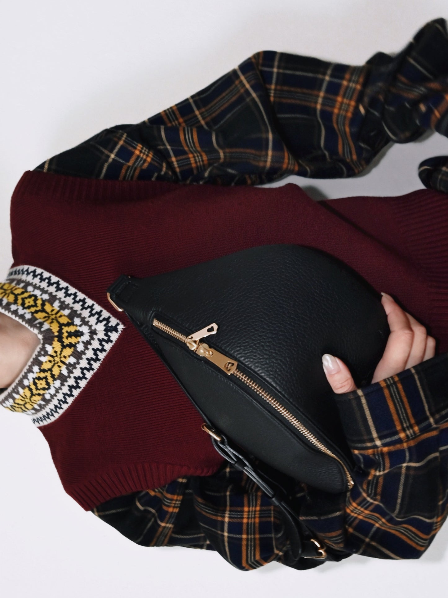 Shrink Leather Waist Bag / black