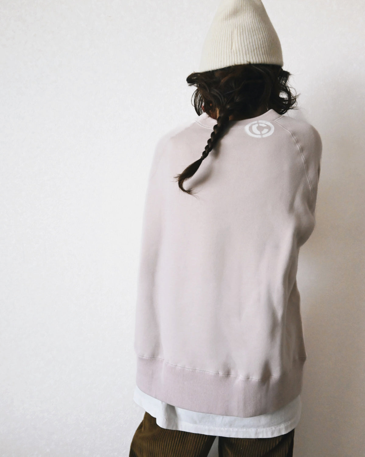 89 Raglan Sweat