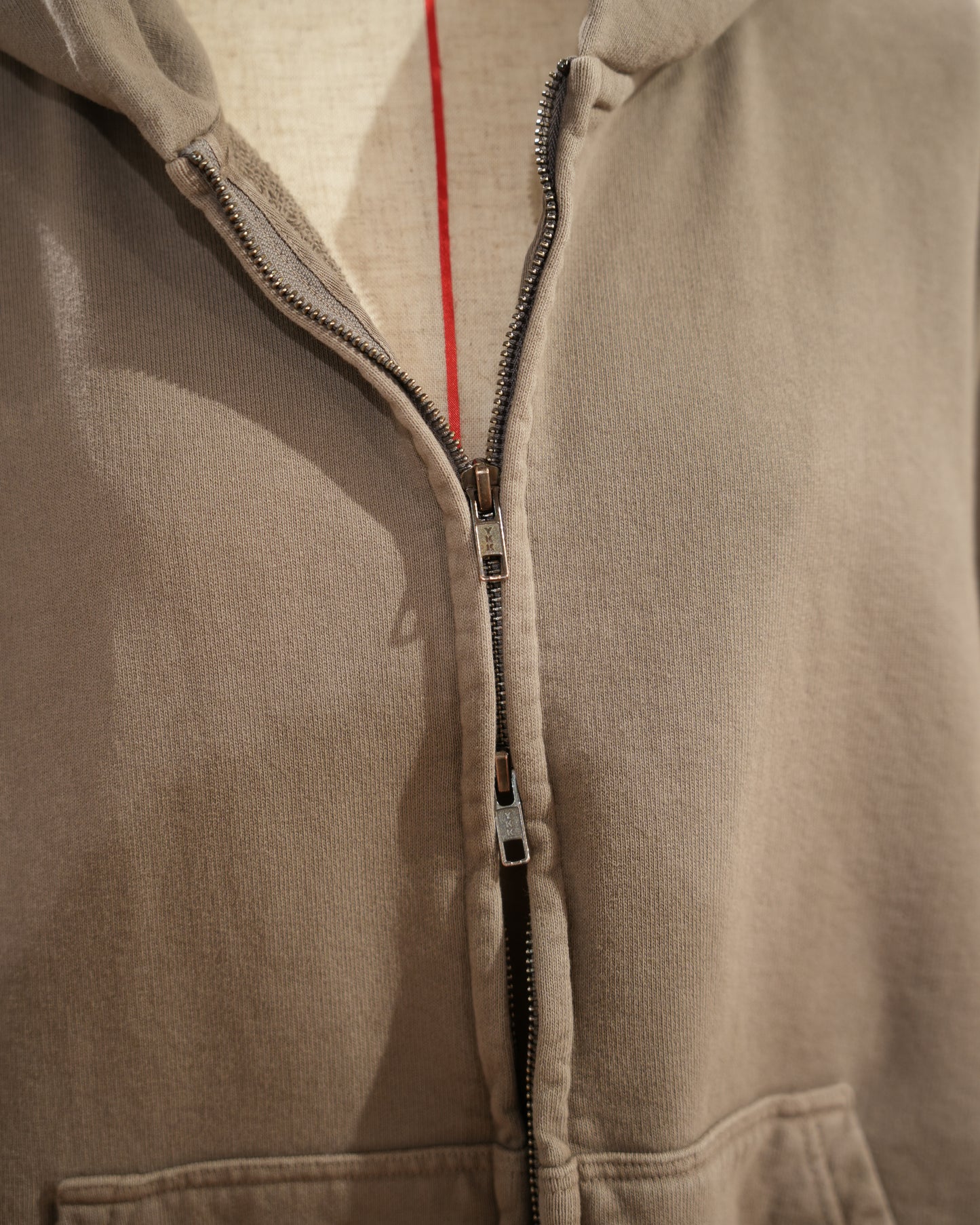 Back print Zip Foodie