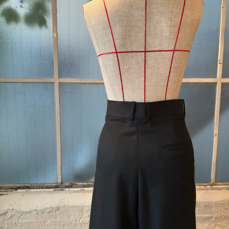 Tuck Wide Pants　