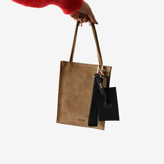 With Tote